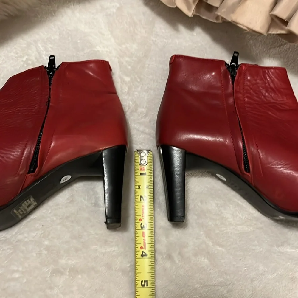Pollini Vintage Woman’s Red Leather Heeled Ankle Boots Sz 36